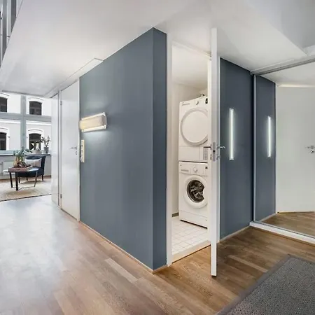 Apartment Prime Location: Spacious & Oslo