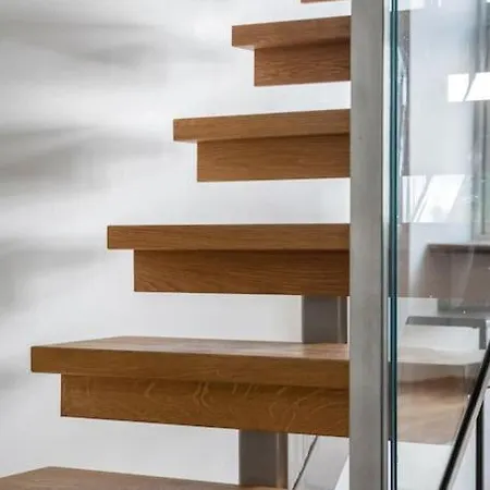 Prime Location: Spacious & شقة *